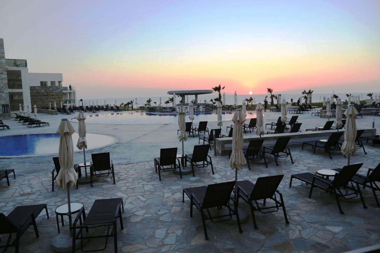 Gold Lagoon Kosher Hotel Paphos Eksteriør billede
