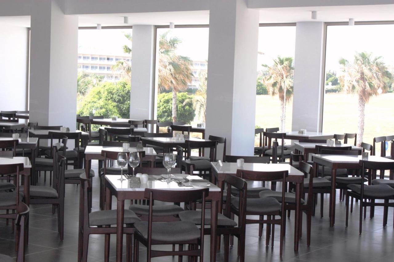 Gold Lagoon Kosher Hotel Paphos Eksteriør billede