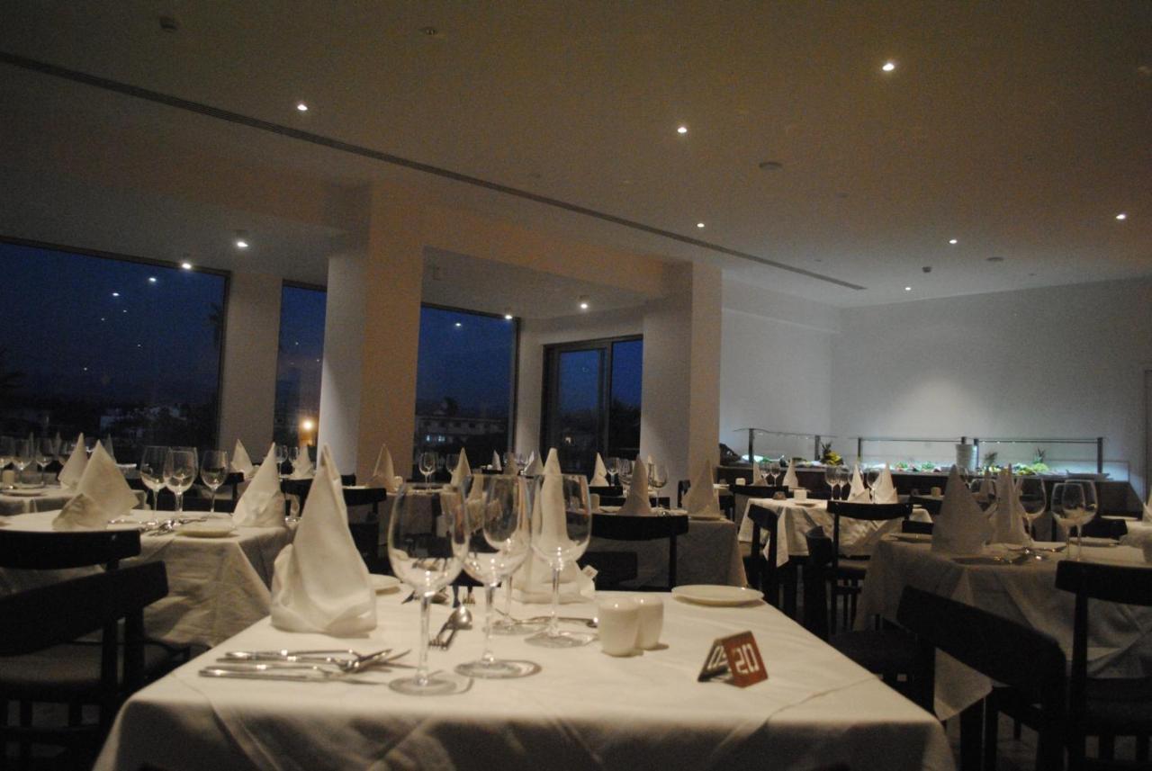Gold Lagoon Kosher Hotel Paphos Eksteriør billede